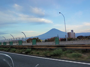 御殿場付近から見た富士山