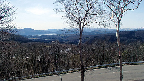 田沢湖が見える展望台
